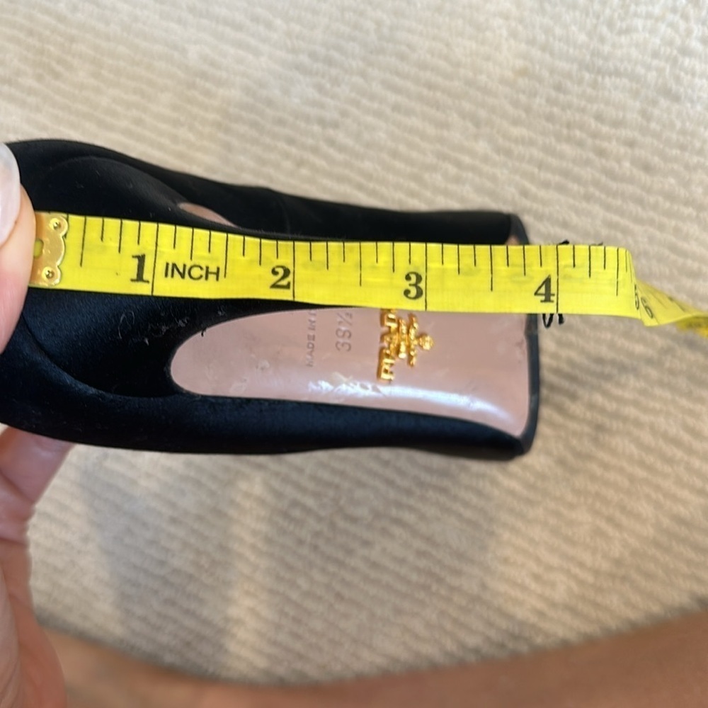 Prada satin black heels. Size 39 1/2 - Picture 11 of 11